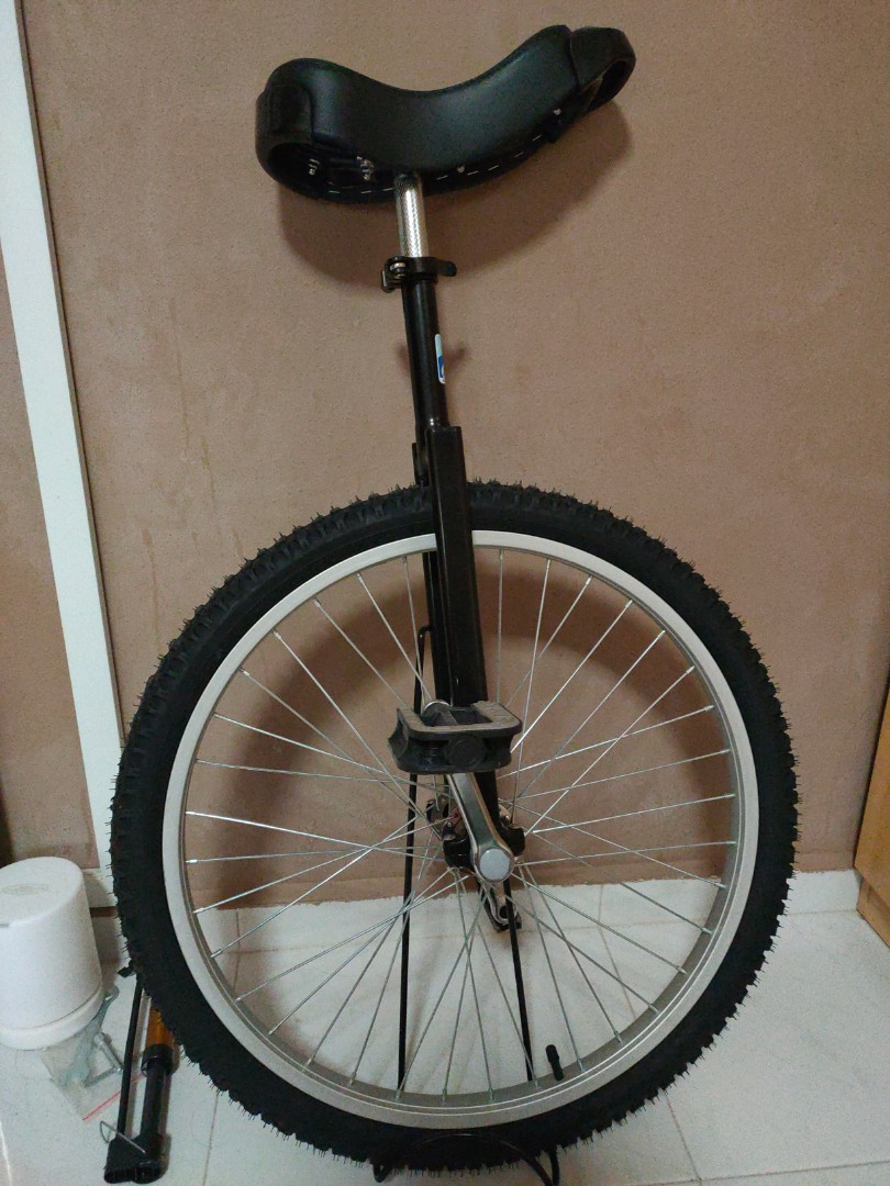 Unicycle 26 Inch 10/10 condition, Sports Equipment, Bicycles & Parts