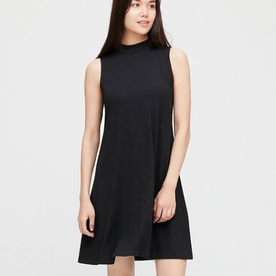 uniqlo black dress
