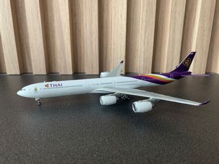 JC Wings] 1:200 Korean Air B777-200ER - HL7530, Hobbies & Toys