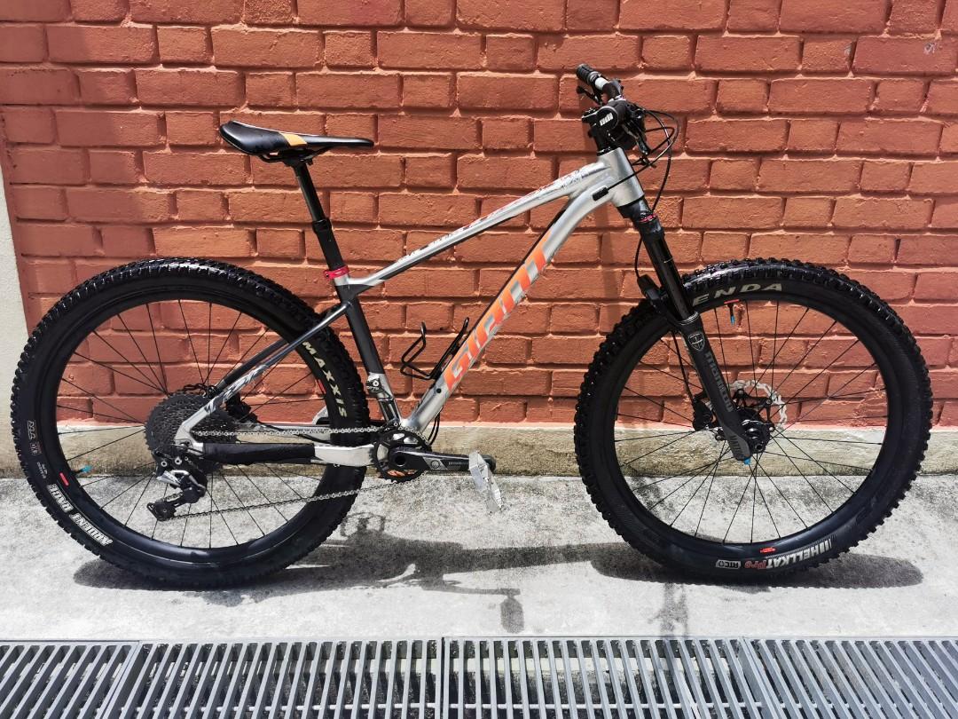 2019 giant sales fathom 1