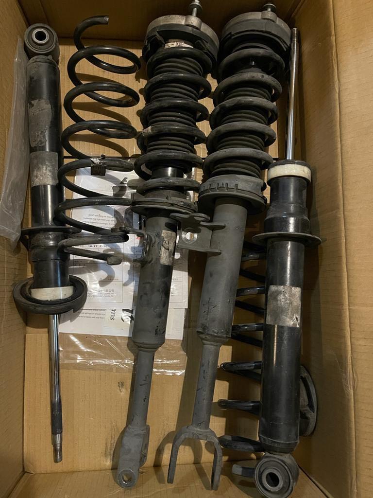 Absorber (Category: Auto Accessories) located in Subang Jaya. Submitted by amirulammarr (Listing ID 1074606613, Image 1). Description: Bmw 520i msport original absorber Reason selling is upgrade performance absorber Condition very good Price can still be nego since during this pkp time!.