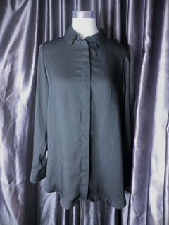 (Category: ) located in . Submitted by new.preloved.sg (Listing ID 1074524092, Image 1). Description: .