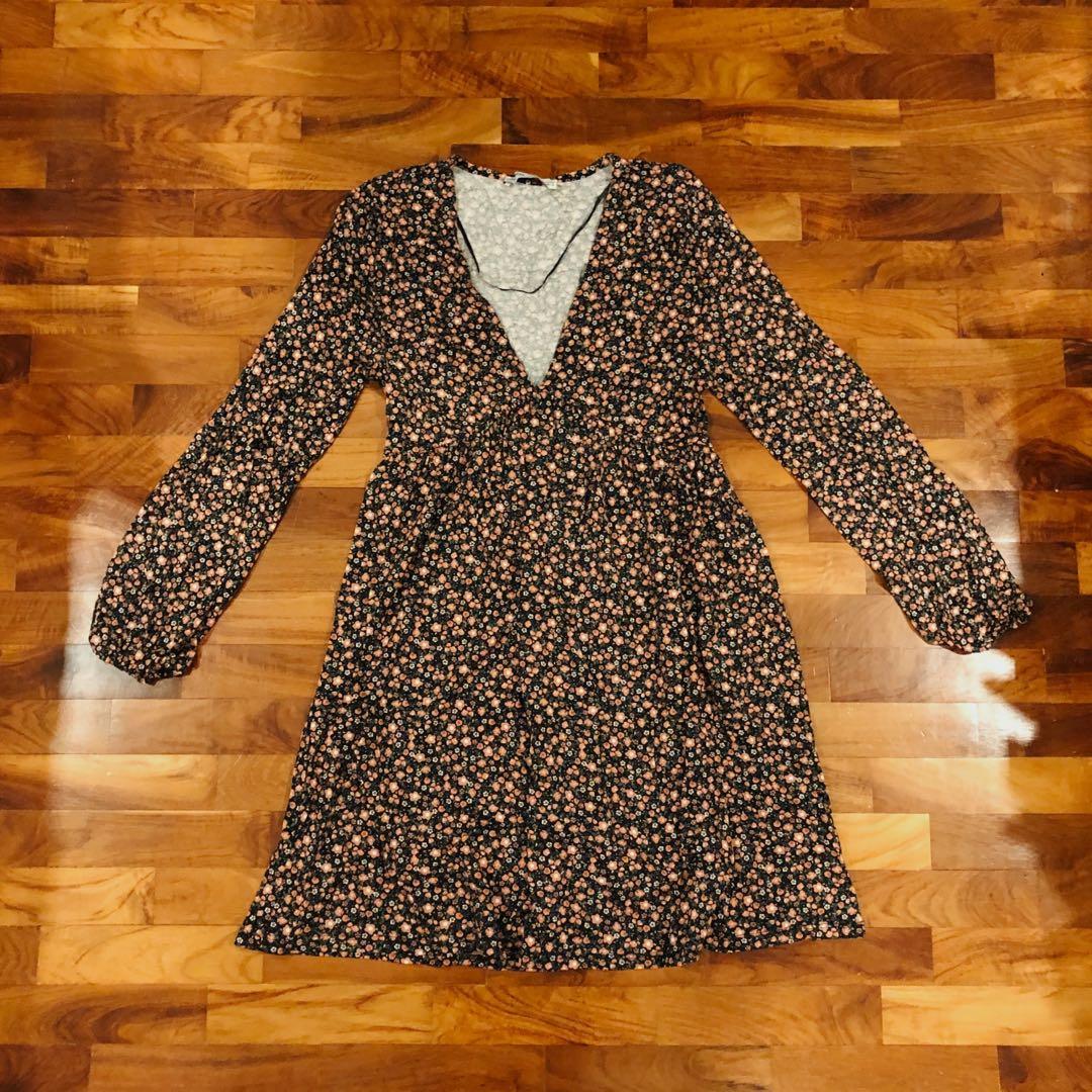 Pull and bear floral dress outlet
