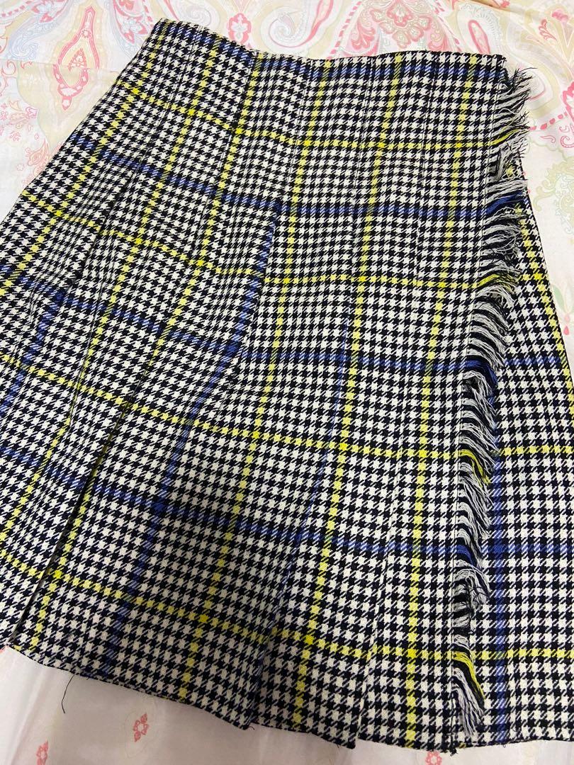 Burberry new arrivals skirt 14y