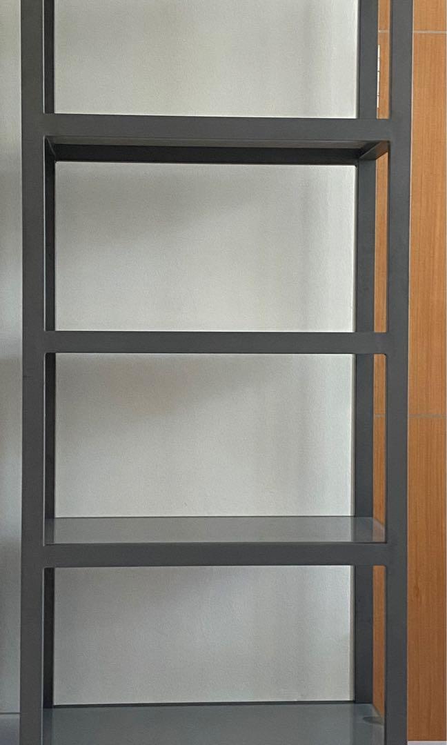 Pilsen 2025 graphite bookcase