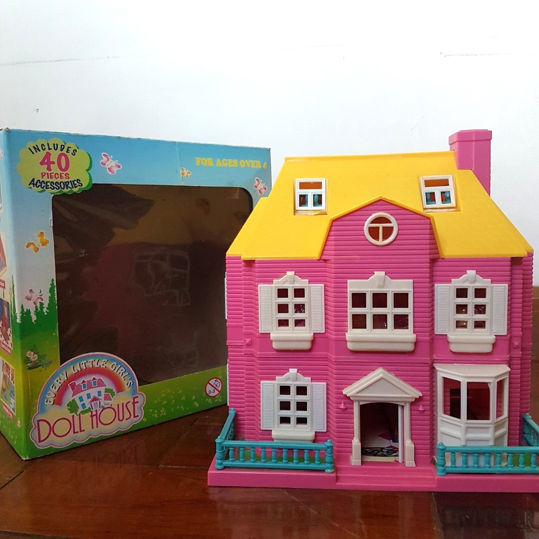 Foldable doll house with 3 levels, Hobbies & Toys, Toys & Games on