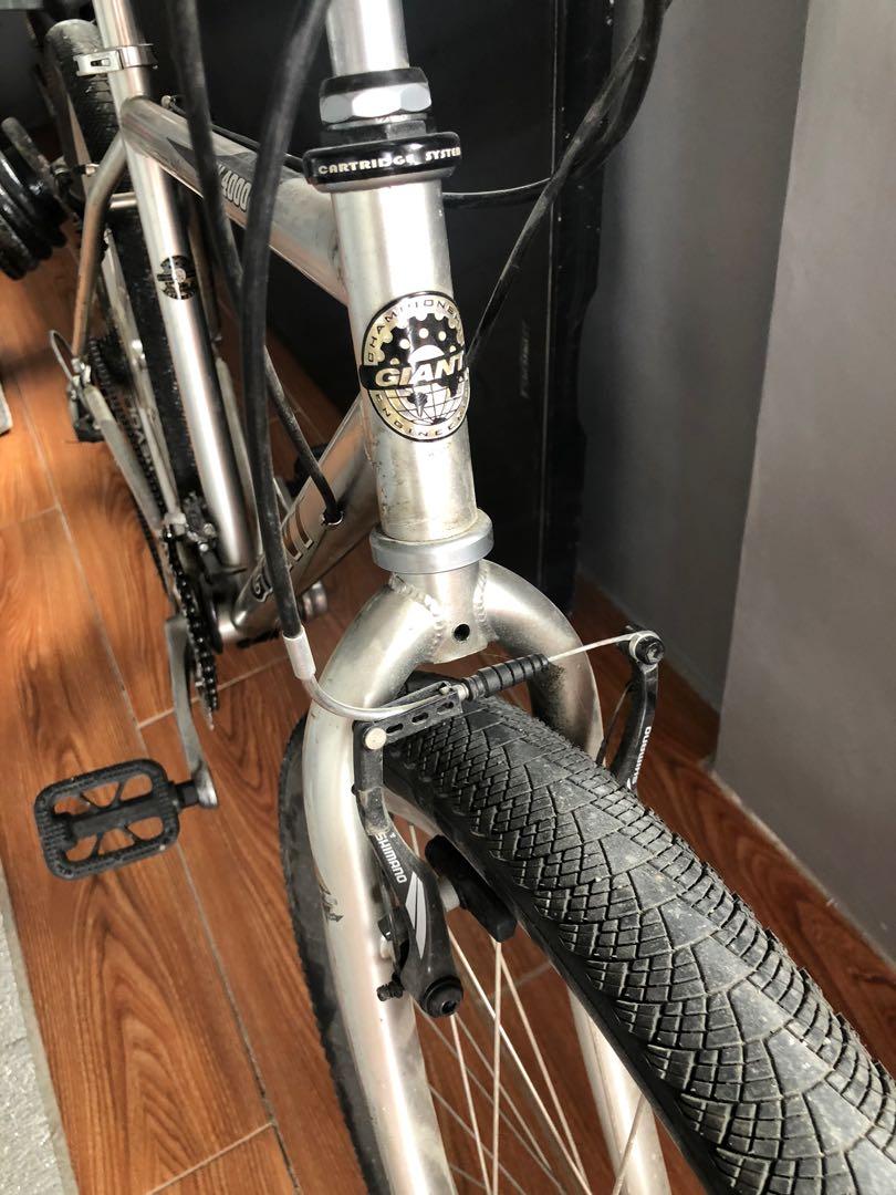 Giant Rock 4000 Retro MTB Sports Equipment Bicycles Parts
