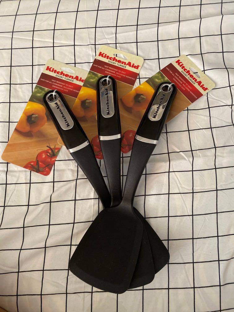 KitchenAid Short Turner (Category: Hand & Stand Mixers) located in Manila. Submitted by shelleyyyyy (Listing ID 1074483150, Image 1). Description: .
