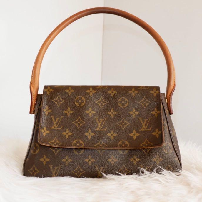 Louis Vuitton Looping GM Monogram, Luxury, Bags & Wallets on Carousell