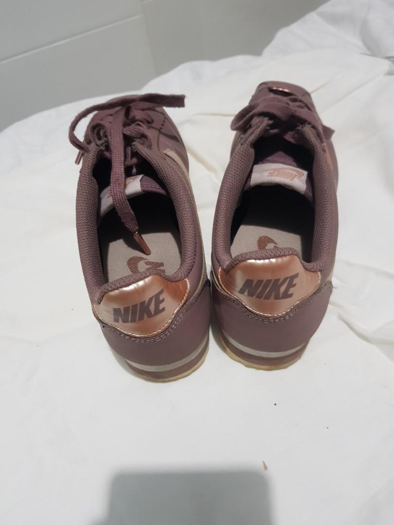 Nike carter 72
