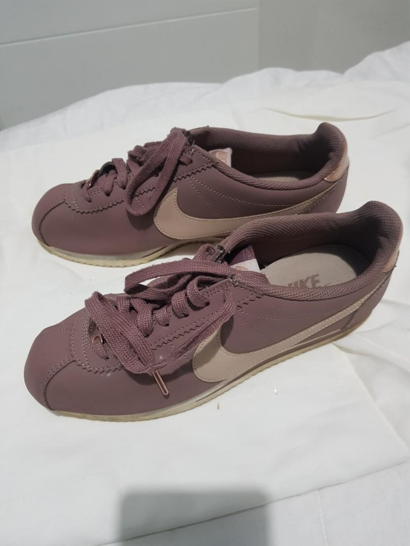 Nike carter 72