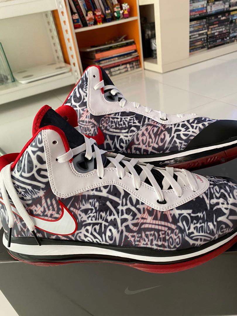 lebron 8 graffiti on feet