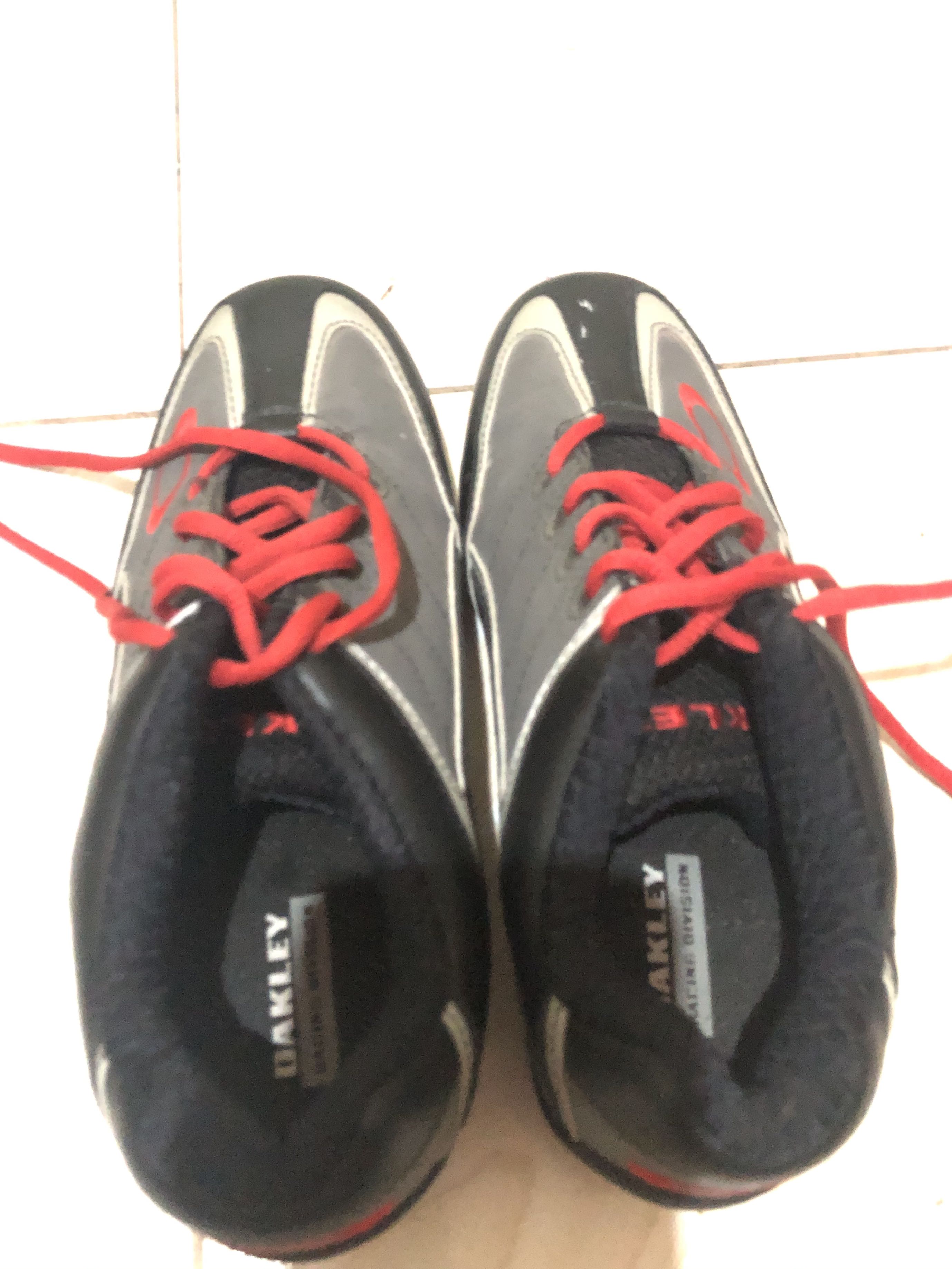 oakley racing shoes