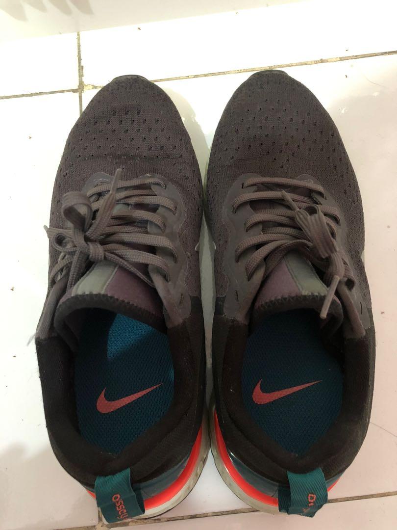 Sepatu sales nike odyssey