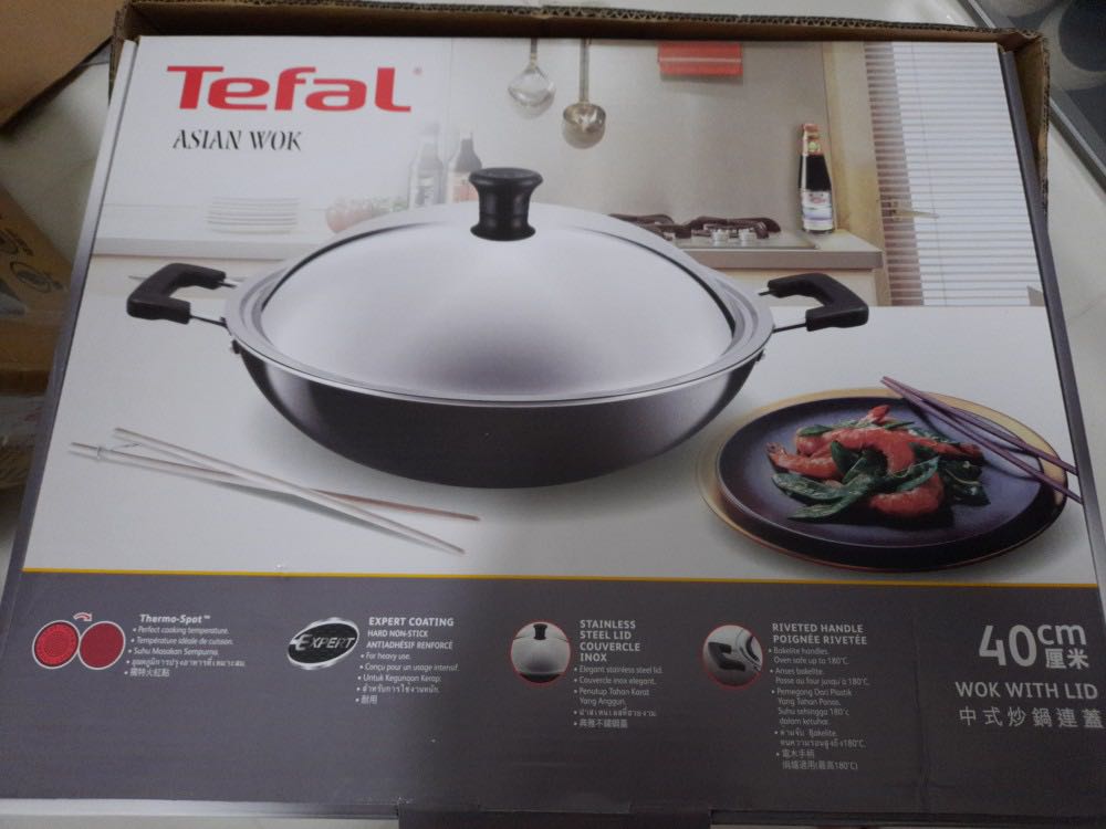 Telphal Tefal 40cm Asian Wok with lid, Furniture & Home Living, Kitchenware ...