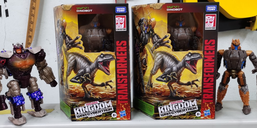 Transformers kingdom dinobot, Hobbies & Toys, Collectibles