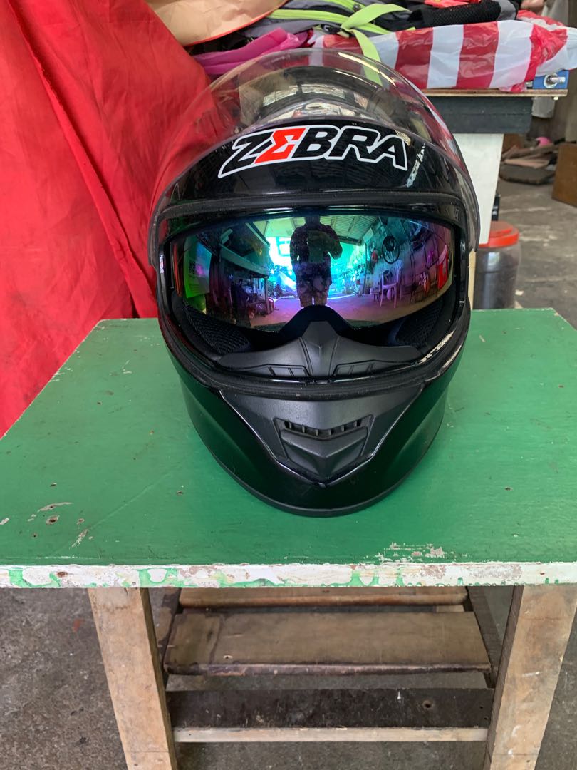 zebra dual visor helmet, Motorbikes, Motorbike Parts & Accessories