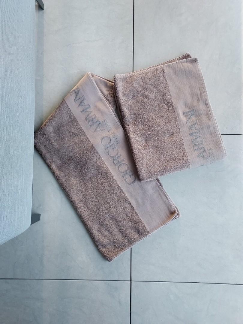 Armani bath 2025 towel