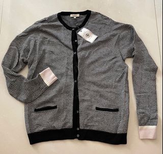 （分類：）位於 。 由 chiuyt_ 提交（商品編號 1074695284，圖片 1）。簡介： 。