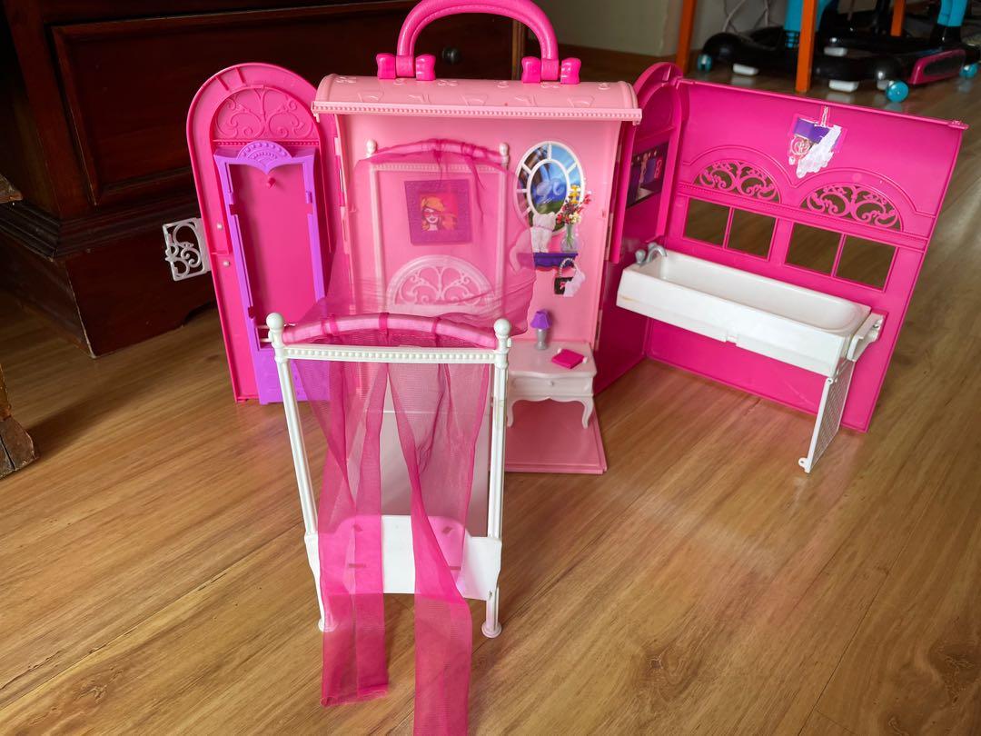 Barbie bedroom and 2025 bathroom