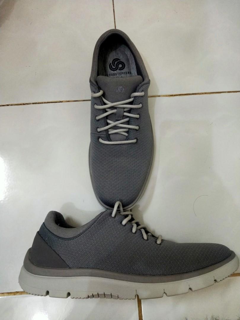 Clarks online cloudsteppers grey