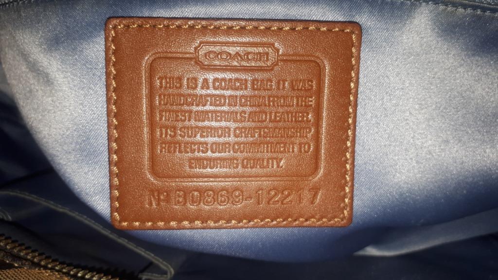 Coach Handbag (B0869-12217), Luxury, Bags & Wallets on Carousell