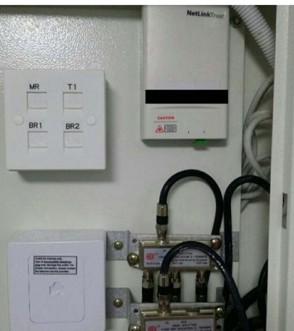 Data point conversion (Category: Other Home Furniture) located in Singapore. Submitted by kengoh8012 (Listing ID 1074669765, Image 1). Description: Having problem with wifi network slow .specialist in data conversion ,networking to your wifi needs Call 93264799 .