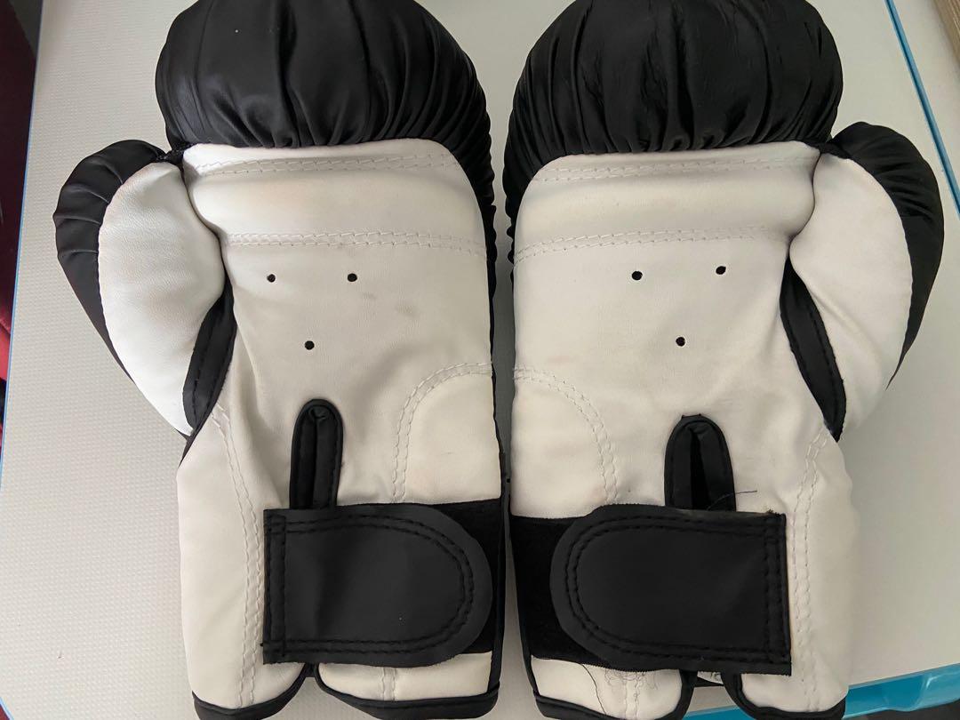 Title Boxing Platinum Proclaim Power Bag Gloves - 14 oz. - Black/Silver -  Walmart.com