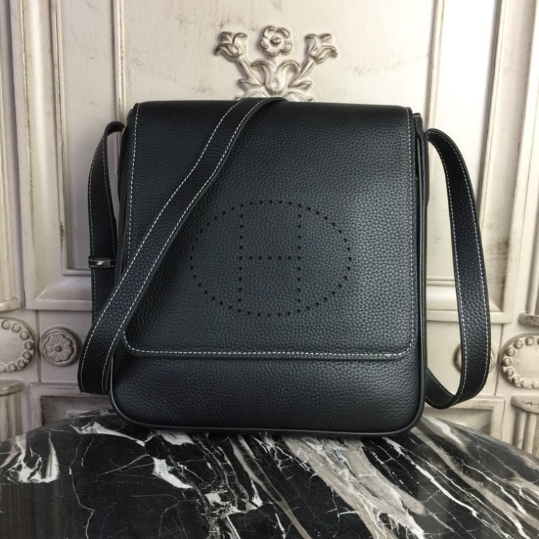 HERMES MESSENGER BAG, Luxury, Bags & Wallets on Carousell