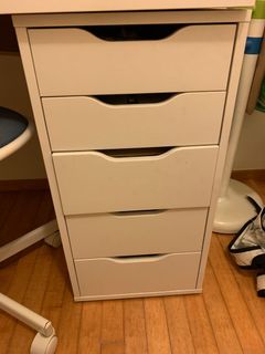 (Category: ) located in . Submitted by 19heng79 (Listing ID 1074758573, Image 1). Description: .