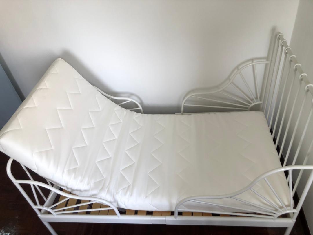 IKEA MATTRESS UNDERLIG Single bed