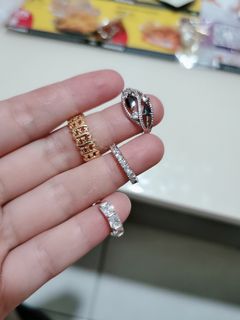 (Category: ) located in . Submitted by earring-lover (Listing ID 1074682093, Image 1). Description: .