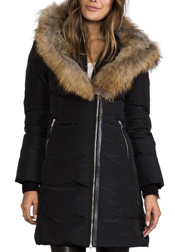 Mackage jacket (Category: Clothes) located in Concord. Submitted by mmvitt (Listing ID 1074820294, Image 1). Description: Very good conditions. Used one winter as I gained weight and wasn’t able to fit in it anymore. Size XS Retail price is more than $1000.