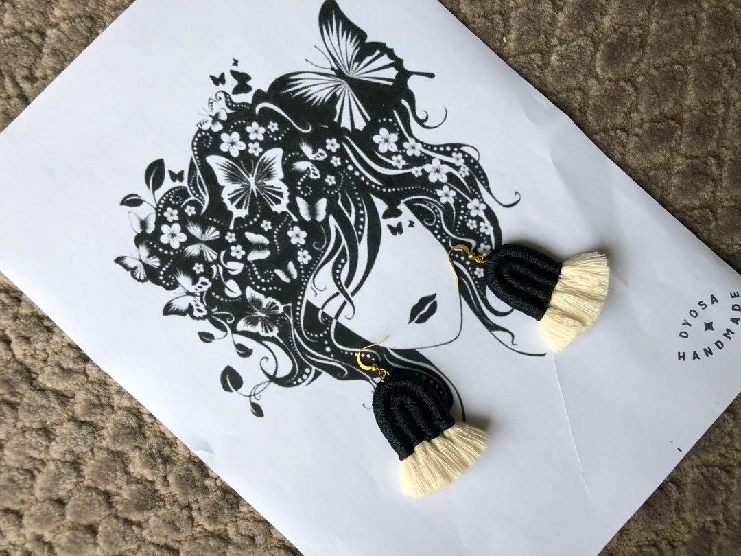 Macrame Earrings Beach Earrings (Category: Other Accessories) located in Cebu City. Submitted by ddsecondselection (Listing ID 1074741740, Image 2). Description: Handmade but well sanitised. Pm for inquiries. Follow us on IG and Fb Account name: @dyosahandmade.