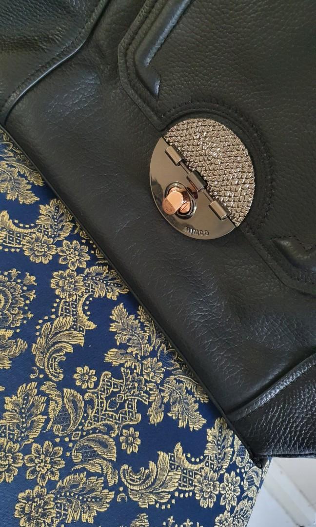 mimco turnlock worker