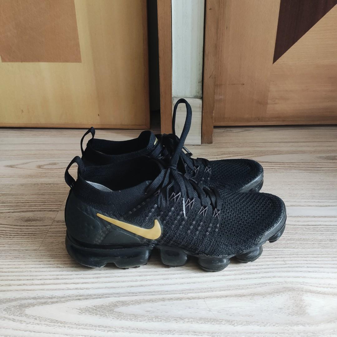 Vapormax discount gold tick