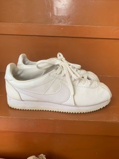 (Category: ) located in . Submitted by clcpreloved (Listing ID 1074703533, Image 1). Description: .