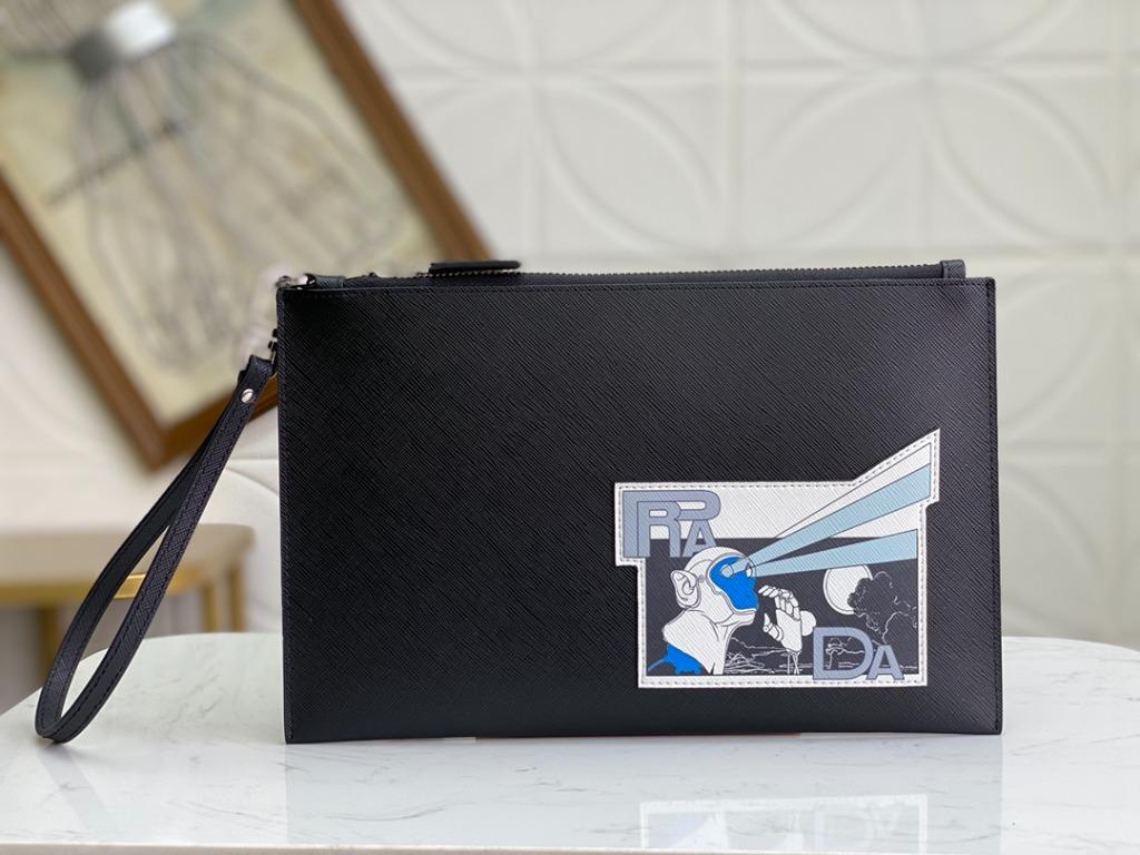 Prada deals robot clutch