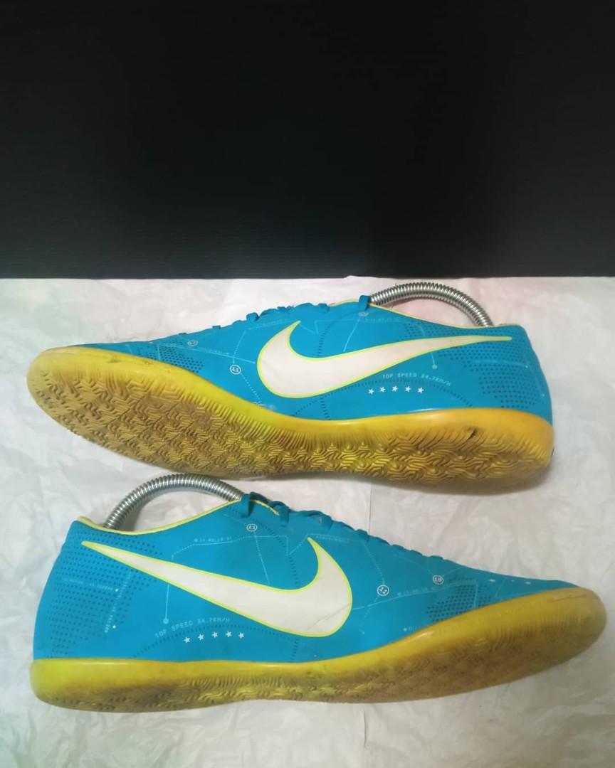 sepatu bola nike mercurial neymar