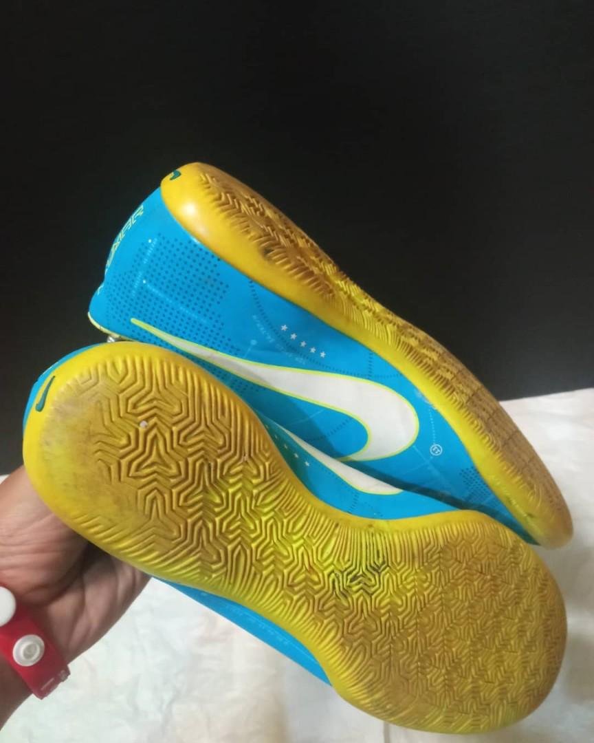 sepatu bola nike mercurial neymar