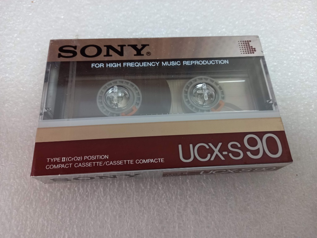 SONY CASSETTE TAPE TYPE II (CrO2) UCXS 90 錄音帶 全新未拆, 興趣及遊戲, 收藏品及紀念品, 明星
