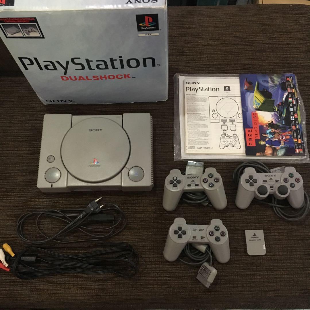 Sony PlayStation 1 (1995) with Inserts & Manuals [RARE], Video Gaming ...