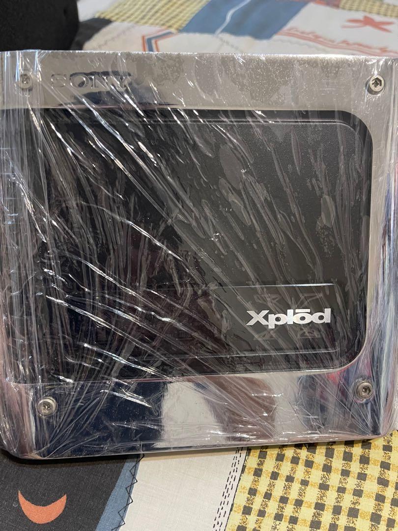 Sony Xplod XSLB10S 10” subwoofer with 1 channel mono subwoofer AMP