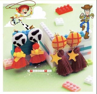 （分類：）位於 。 由 Karckyscentsstudio 提交（商品編號 1074702279，圖片 1）。簡介： 。