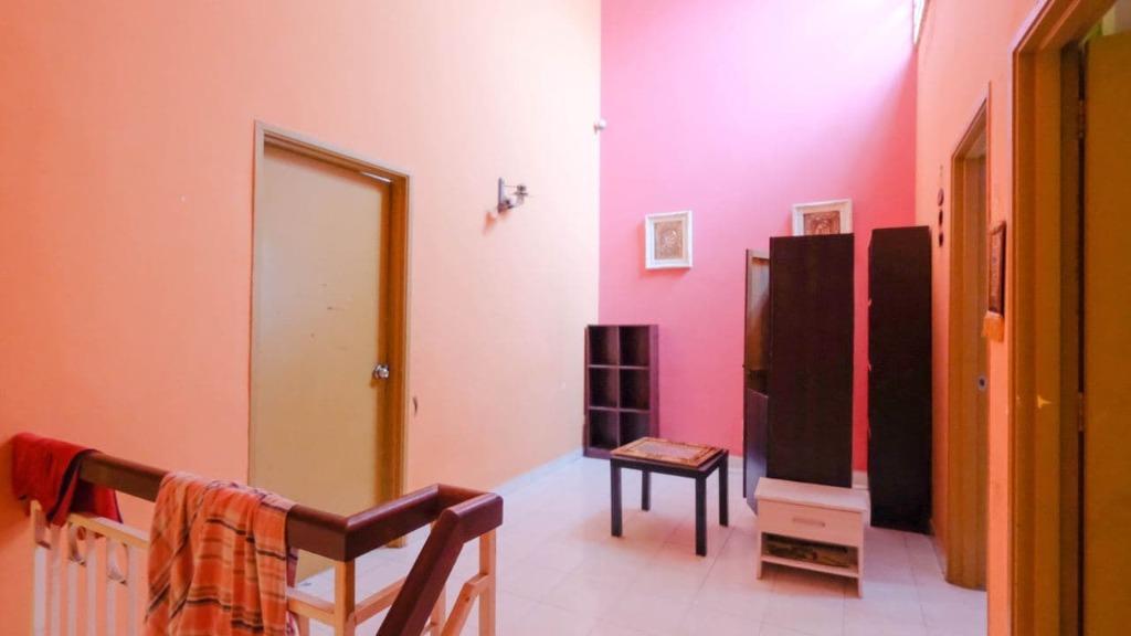 WTS] 2 Storey Lorong Az Zaharah Seksyen 10 Puncak Alam, Property 