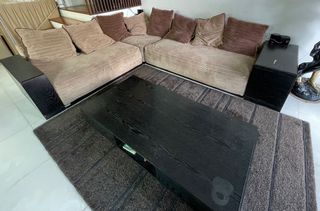 (Category: ) located in . Submitted by vanani (Listing ID 1074853580, Image 1). Description: .