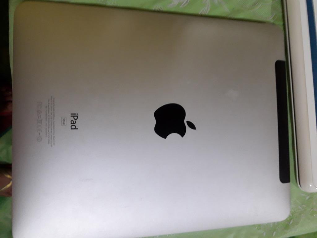 Apple i pod tablet for sale (Category: Portable Audio Accessories) located in Manila. Submitted by rionava (Listing ID 1075040067, Image 1). Description: For sale apple i pod tablet with out camera good for personal use 32gb for details and other inquries just contact the seller at 09055382305. Serious and interested parties only will entertained..