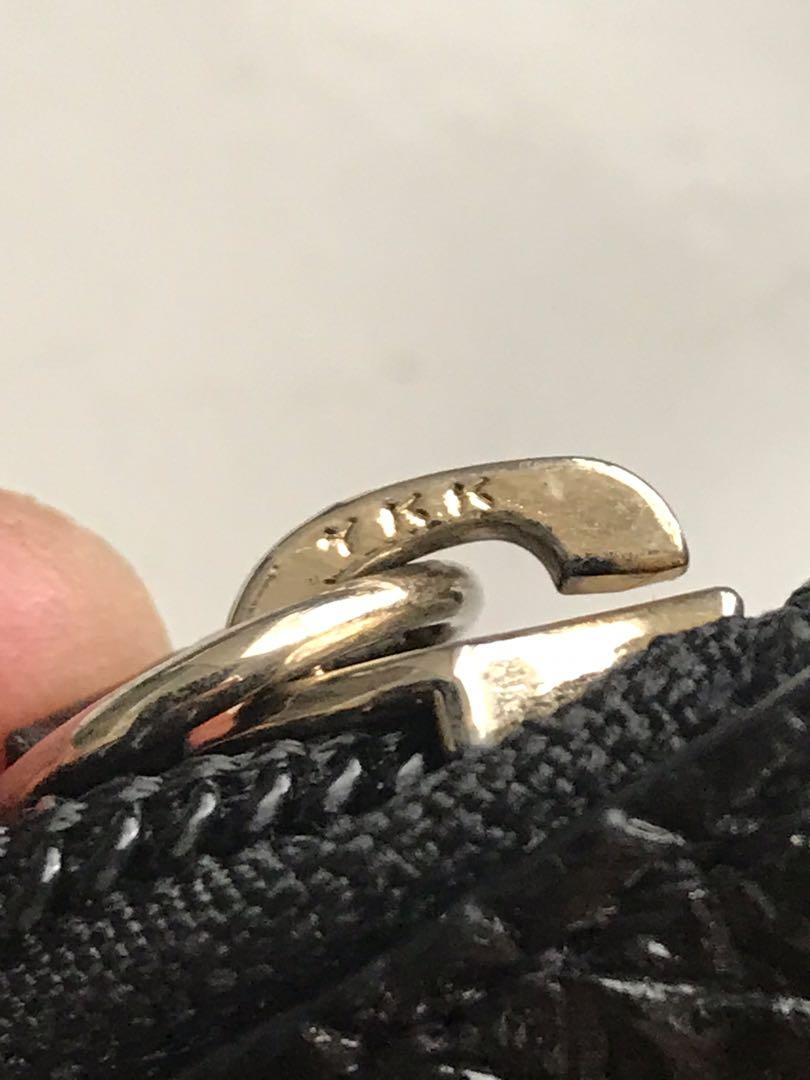 Balenciaga Handcary ‼️Free Gift Balenciaga Tote‼️, Women's Fashion, Bags &  Wallets, Cross-Body Bags On Carousell