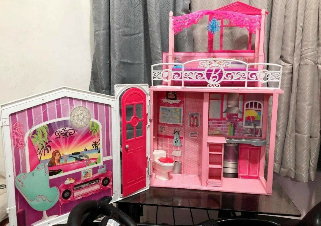 Barbie shop house foldable