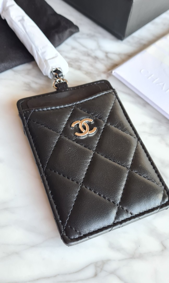 Chanel card holder in iridescent leather with chain Silvery Grey ref.722728  - Joli Closet